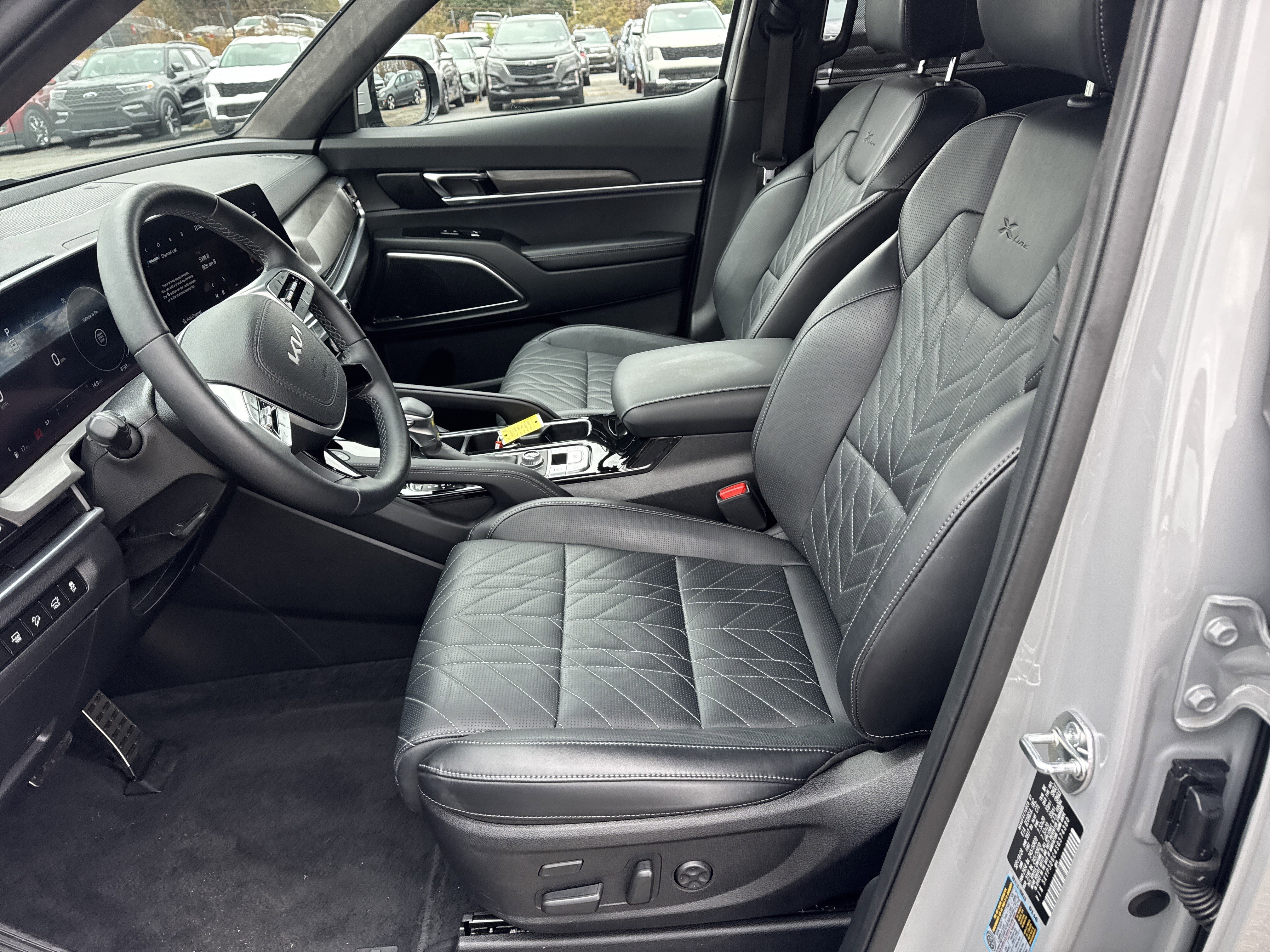 Certified 2025 Kia Telluride SX Prestige X-Line image 9