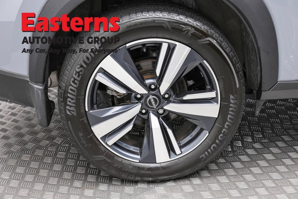 Used 2023 Nissan Rogue SL AWD/4WD image 30