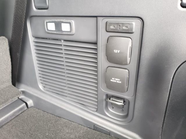 New 2025 Ford Expedition Active image 13