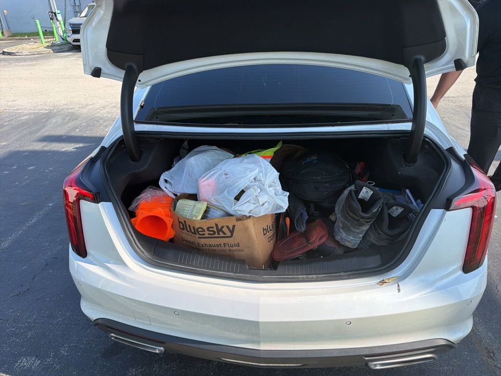 Used 2022 Cadillac CT5 Luxury RWD image 9