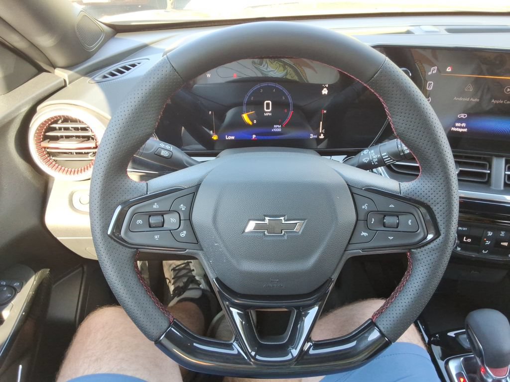 New 2026 Chevrolet Trax RS w/ Driver Confidence Package FWD image 23