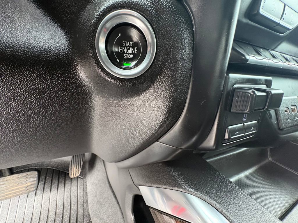 Used 2020 Chevrolet Silverado 1500 LT Trail Boss image 12