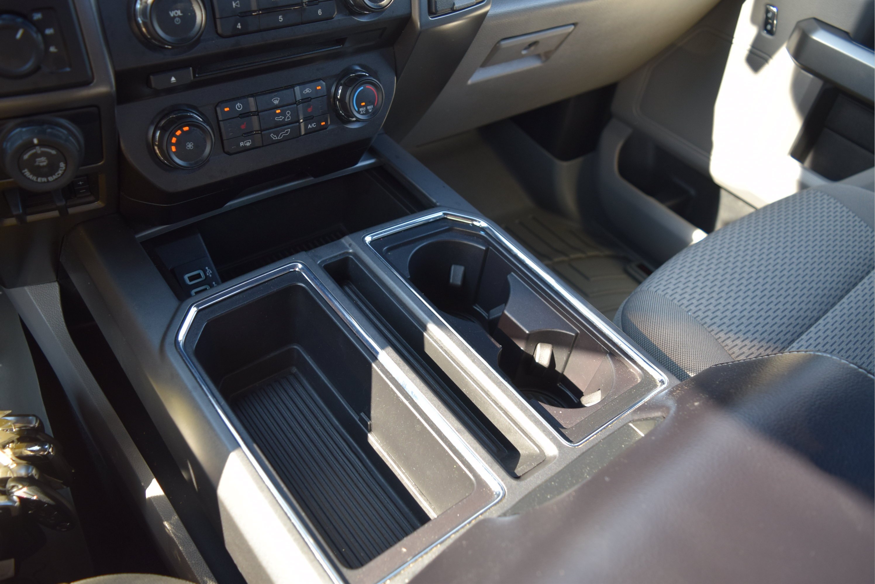 Used 2018 Ford F150 XLT w/ Equipment Group 302A Luxury AWD/4WD image 17