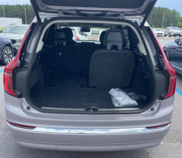 Used 2026 Volvo XC90 B6 Plus AWD/4WD image 6