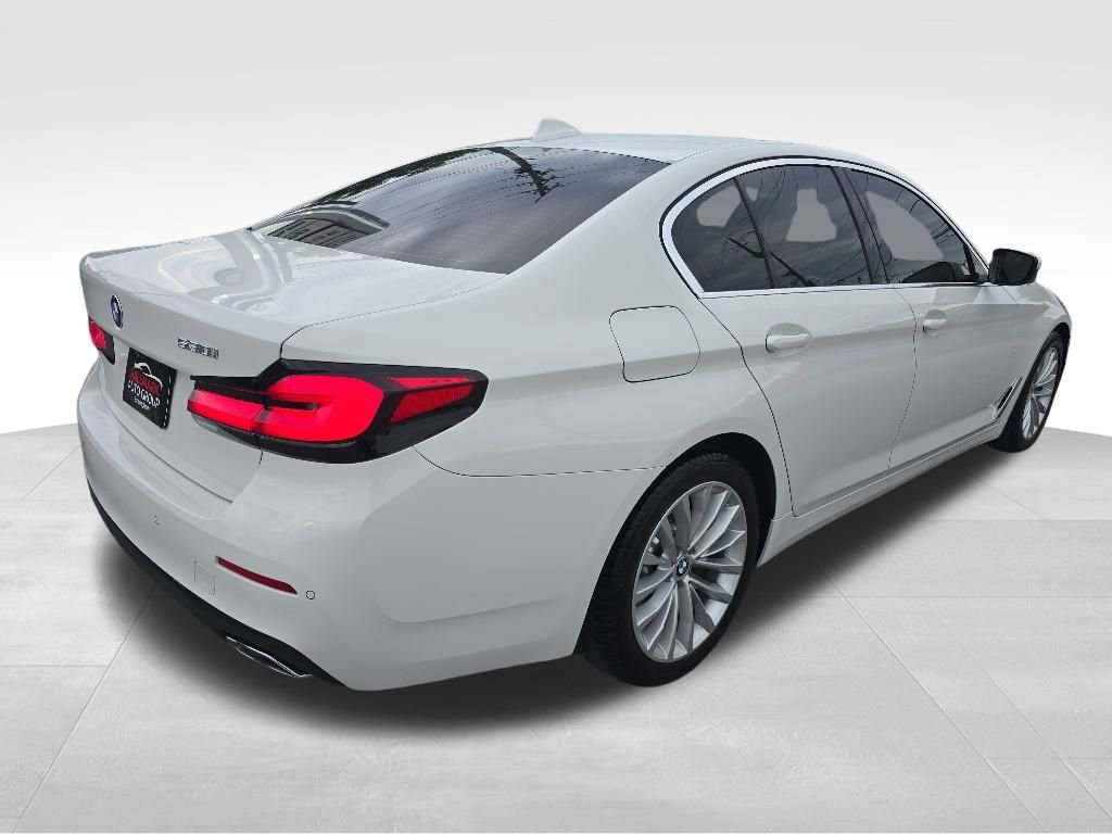 Used 2021 BMW 530i w/ Convenience Package RWD image 3