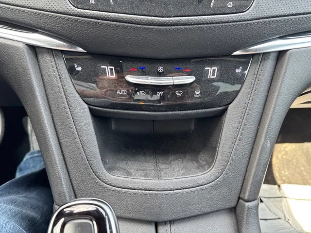 Used 2025 Cadillac XT5 Premium Luxury AWD/4WD image 27
