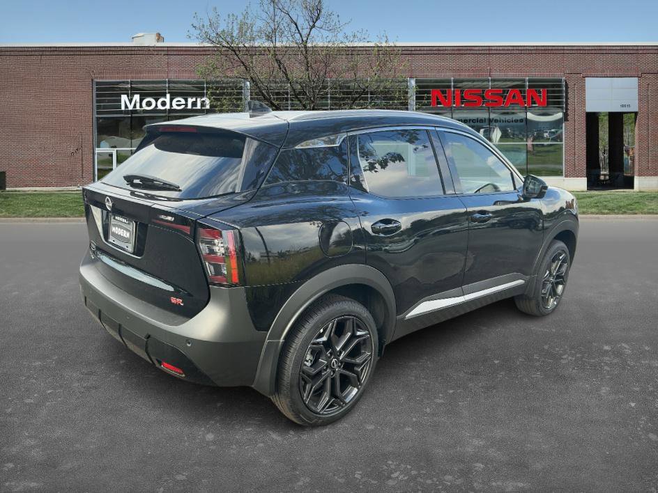 New 2025 Nissan Kicks SR image 4