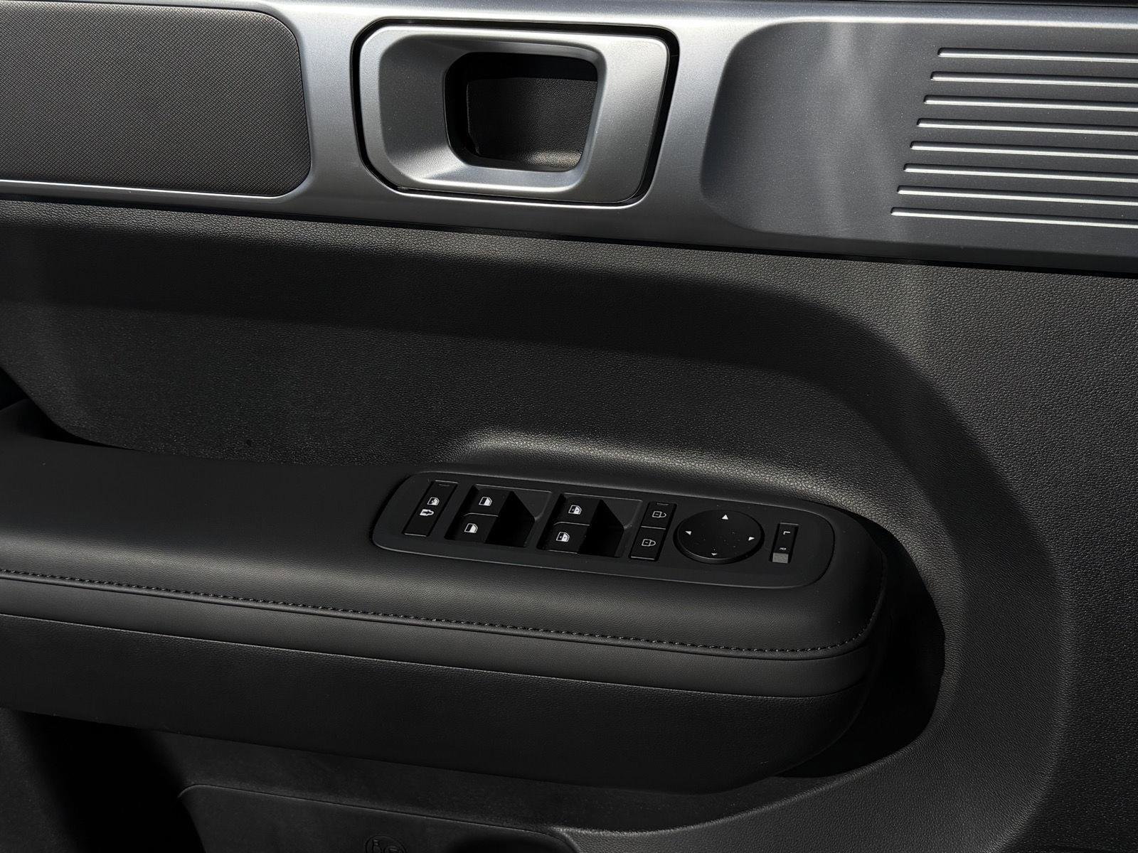 Certified 2026 Hyundai Santa Fe SEL image 20