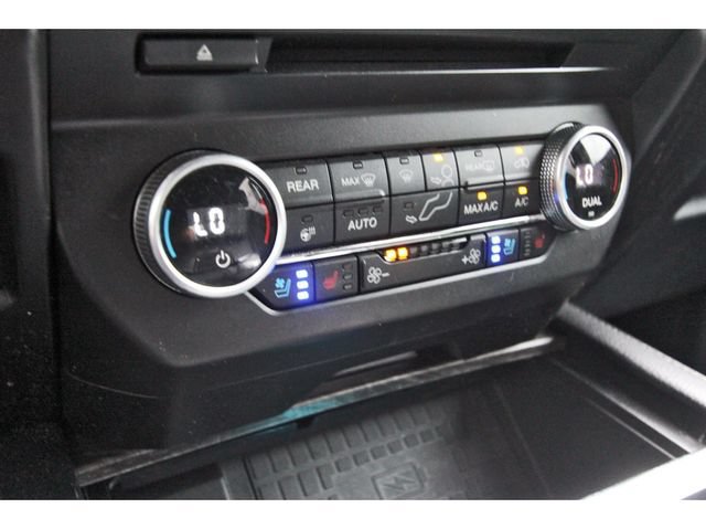Used 2018 Ford Expedition Limited w/ Equipment Group 301A RWD image 24