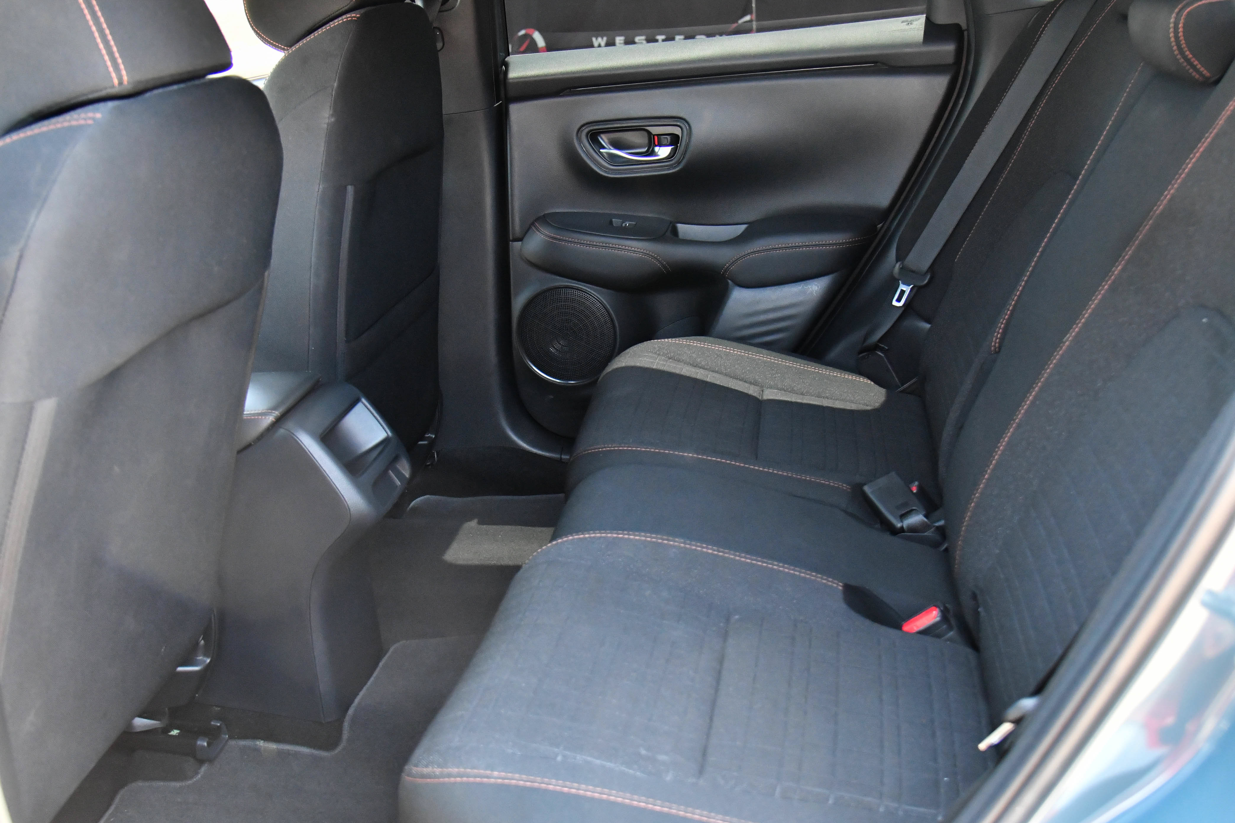 Used 2025 Honda HR-V Sport image 33