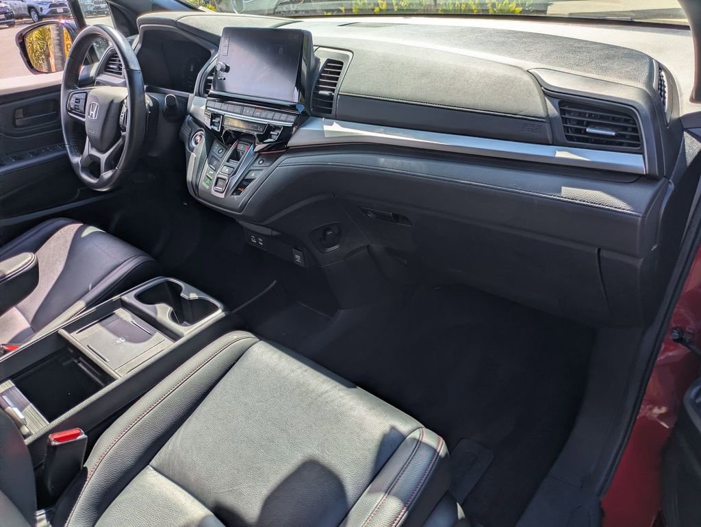 Used 2025 Honda Odyssey Sport-L image 31