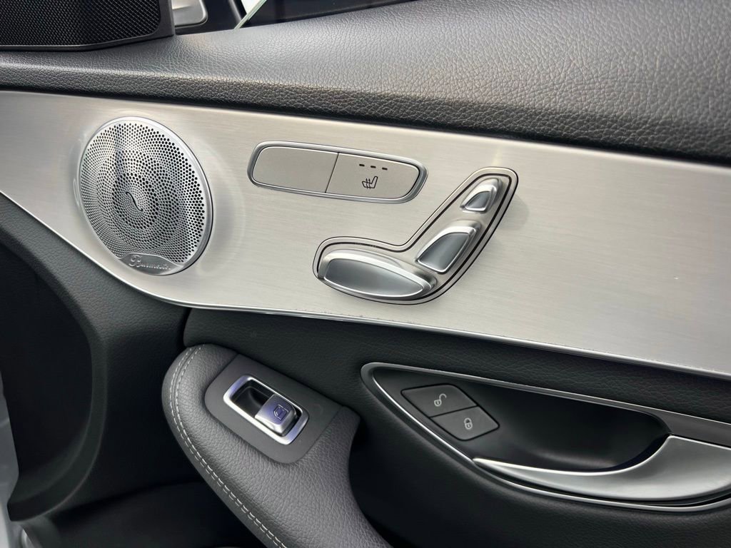 Used 2020 Mercedes-Benz C 300 Sedan image 38
