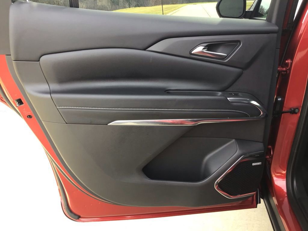 New 2026 Chevrolet Traverse LT w/ Enhanced Driving Package image 13