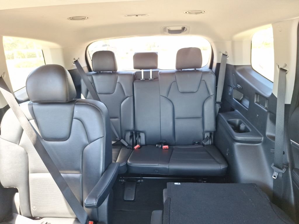 Used 2025 Kia Telluride S image 19