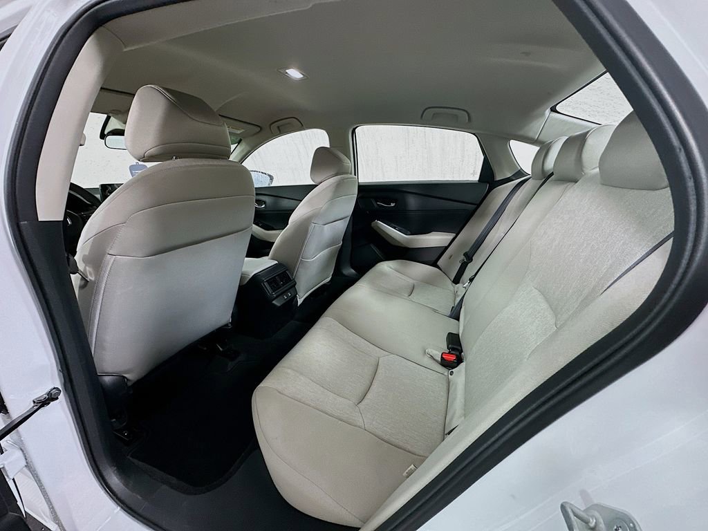 Used 2025 Honda Accord LX image 4