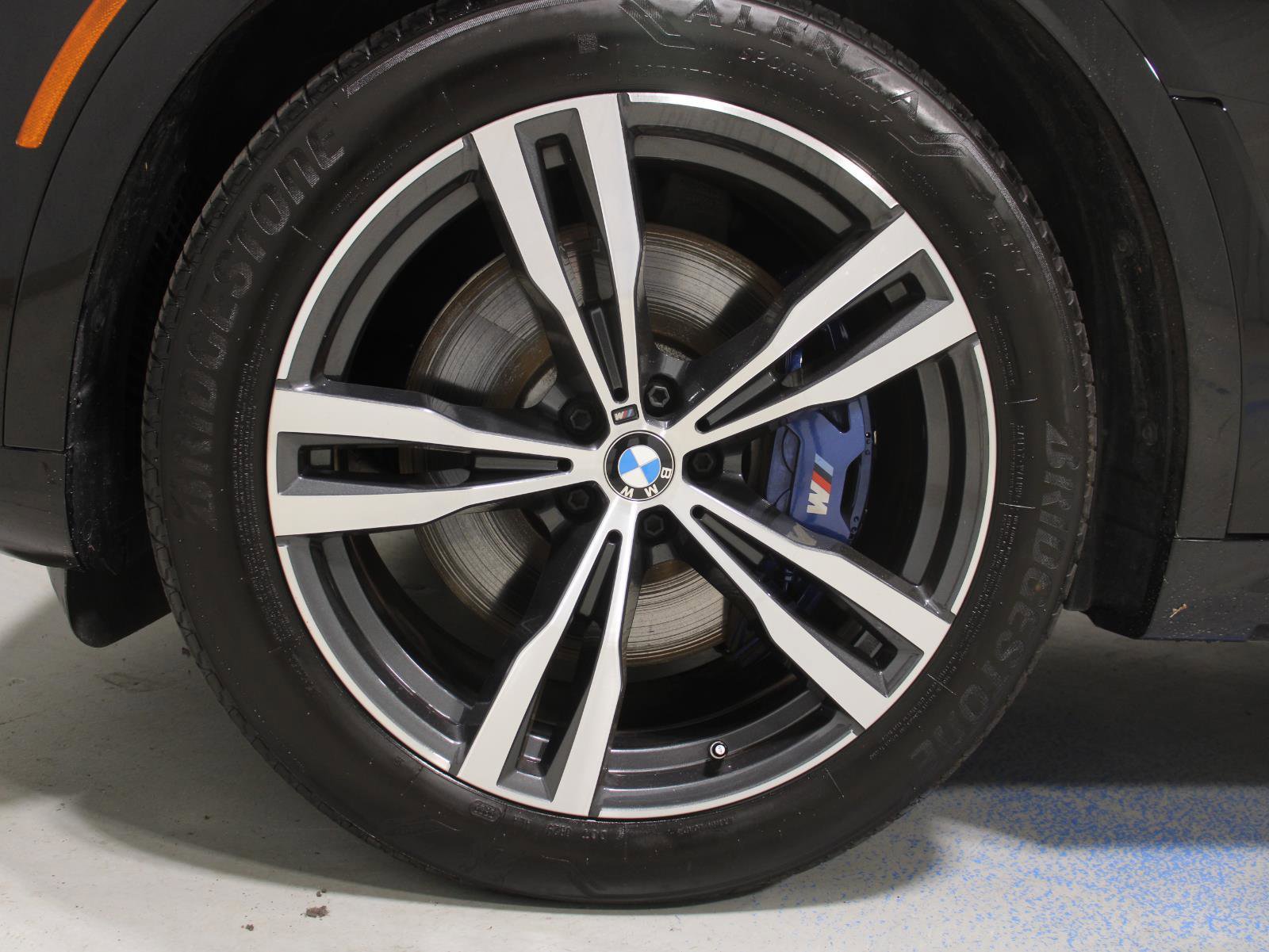 Certified 2023 BMW X7 M60i w/ Executive Package image 26