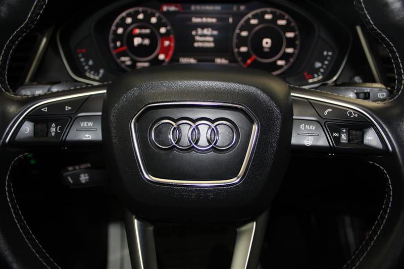 Used 2018 Audi SQ5 Premium Plus w/ Navigation Package image 17