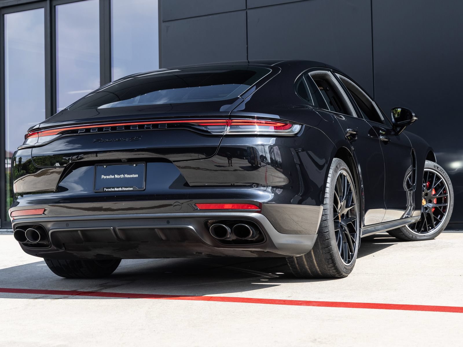 Certified 2023 Porsche Panamera 4S AWD/4WD image 11