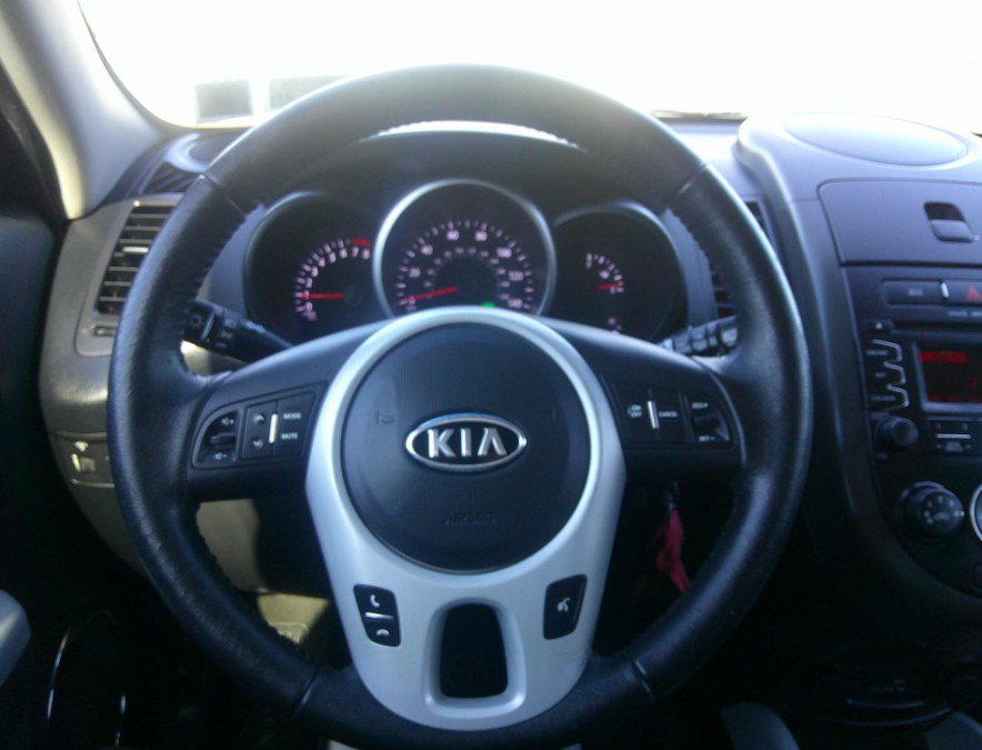 Used 2012 Kia Soul + image 61