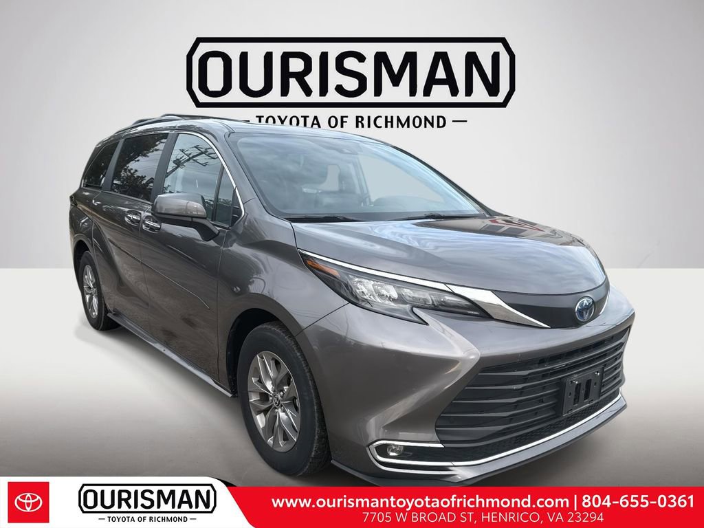 Used 2024 Toyota Sienna XLE