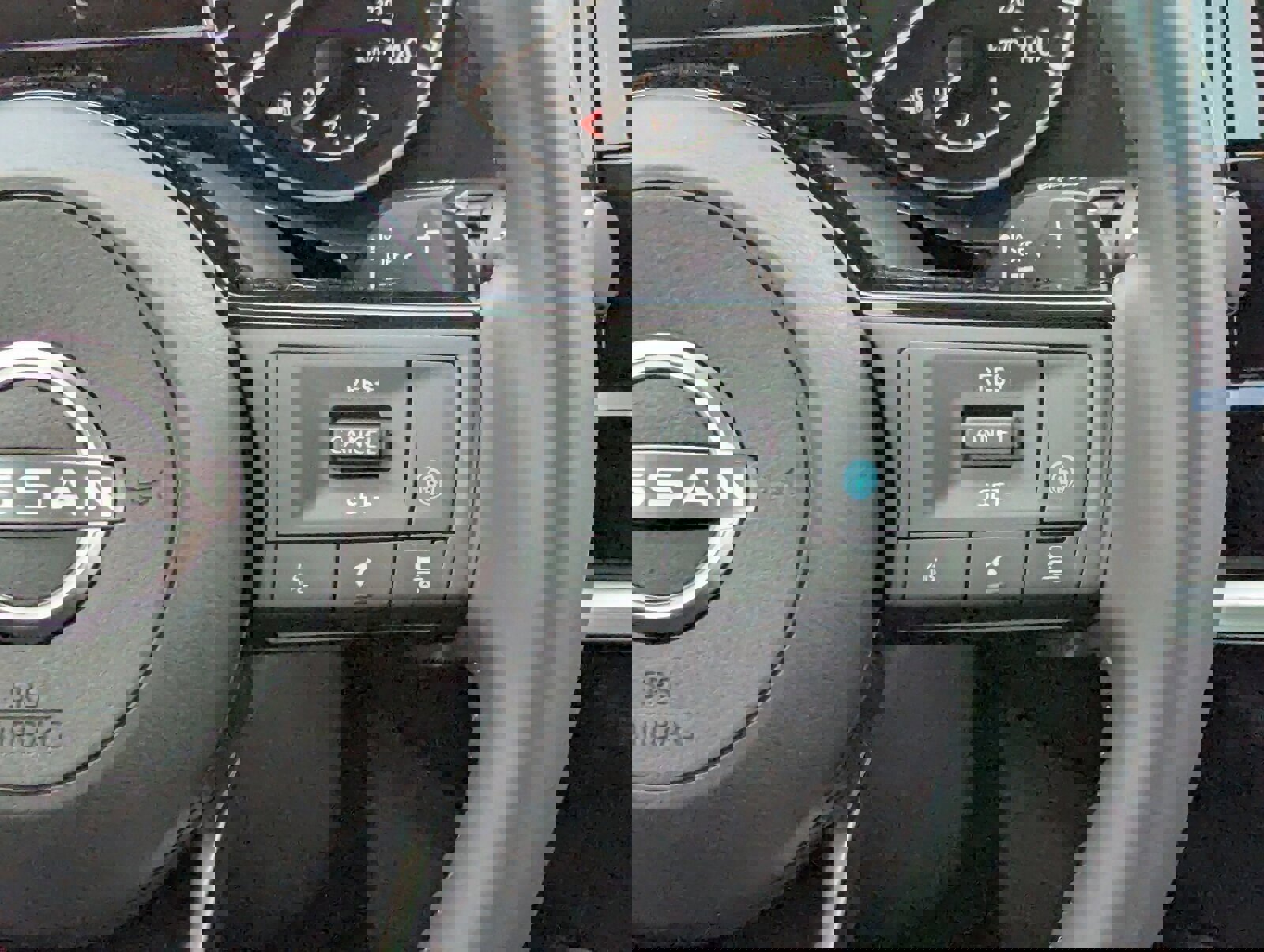 New 2025 Nissan Pathfinder SL image 25