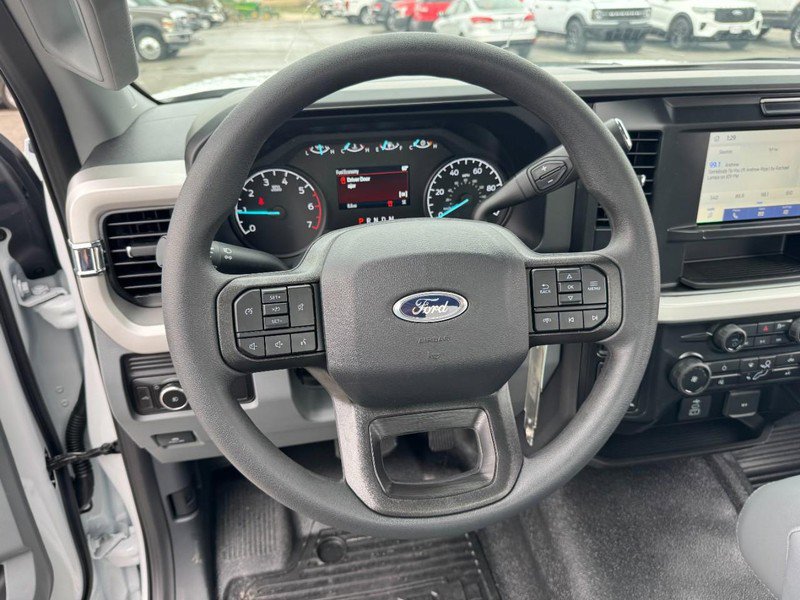 New 2026 Ford F250 XL w/ XL Chrome Package image 15
