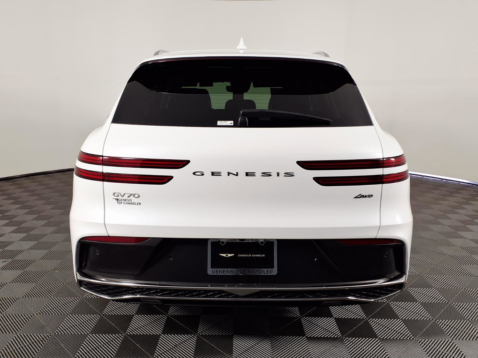 Certified 2026 Genesis GV70 2.5T Select AWD/4WD image 5