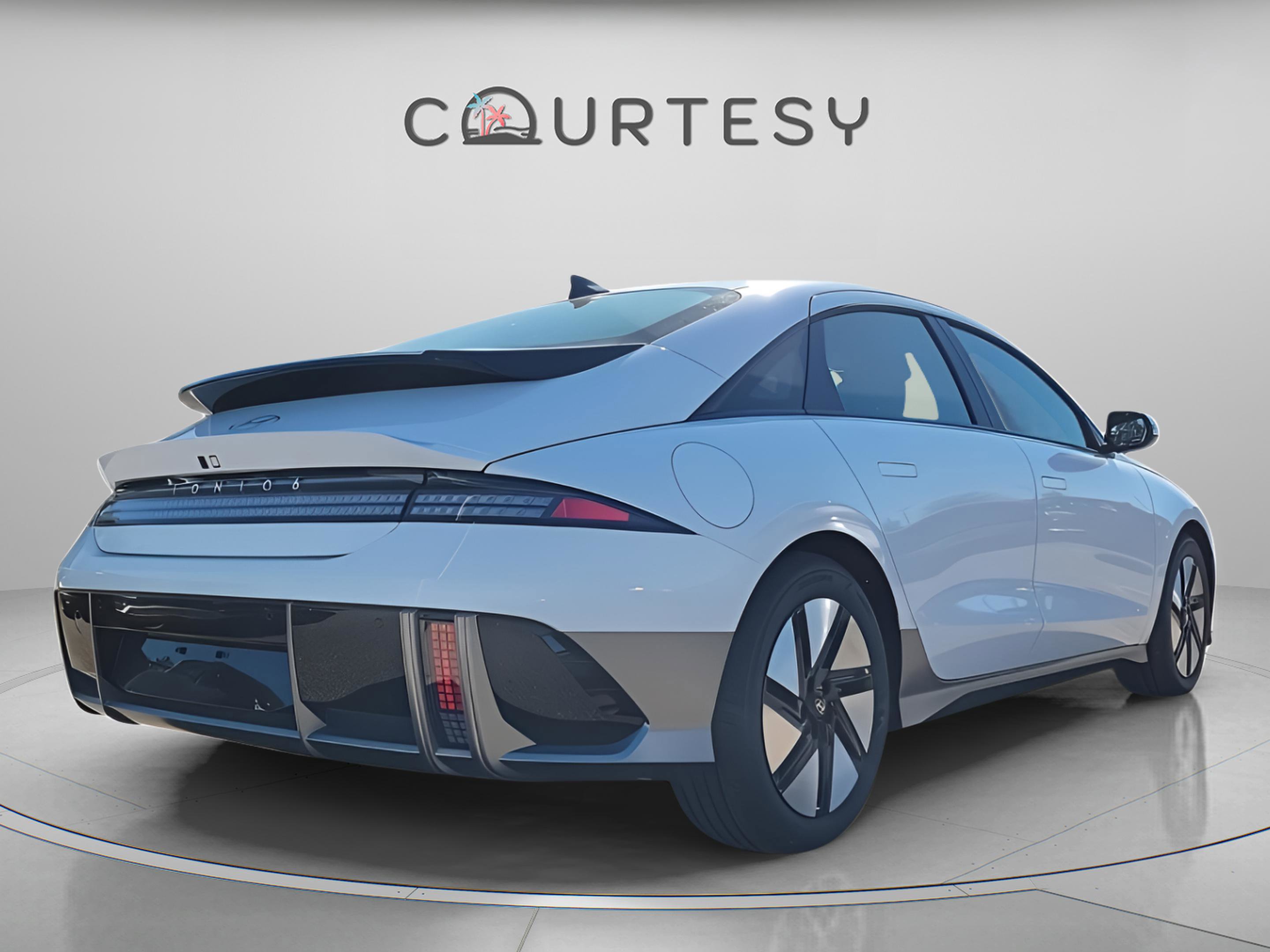 New 2025 Hyundai Ioniq 6 SE image 3