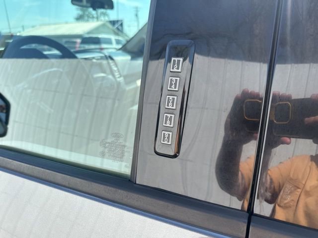 Used 2018 Ford F150 XLT image 9