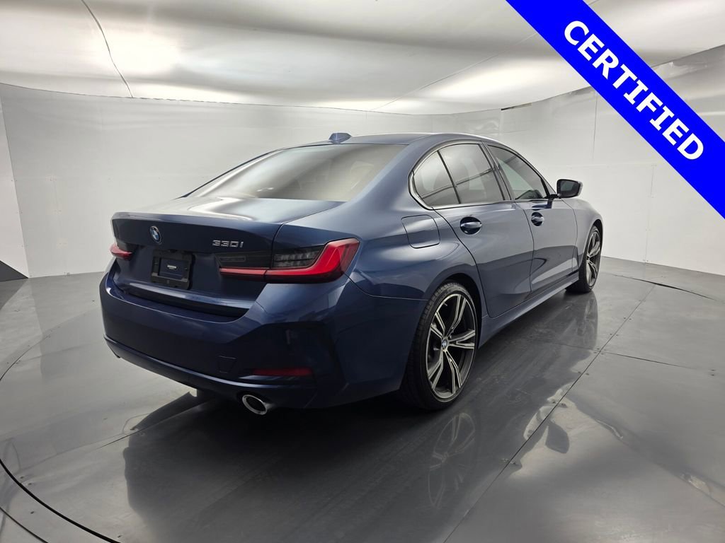 Certified 2023 BMW 330i Sedan w/ Driving Assistance Package image 4