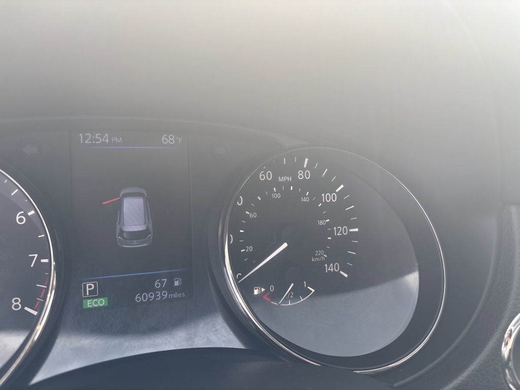 Used 2019 Nissan Rogue SV w/ Sun & Sound Touring Package image 17