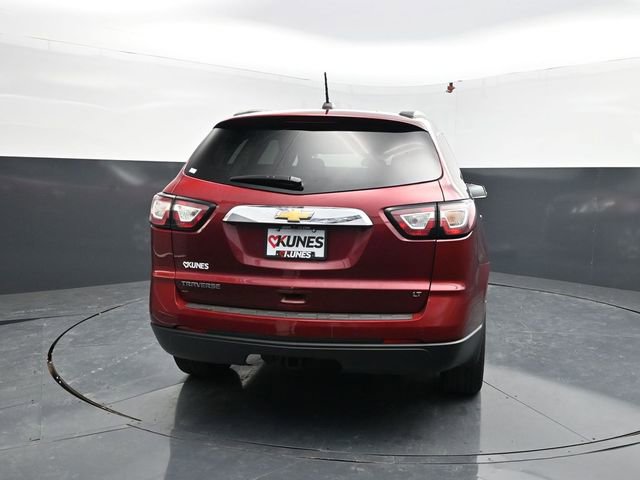Used 2017 Chevrolet Traverse LT w/ Style and Technology Package FWD image 8