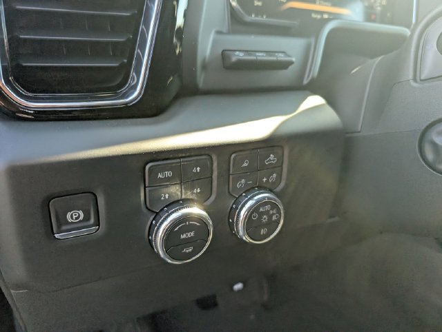 New 2026 GMC Sierra 1500 Denali w/ Denali Reserve Package AWD/4WD image 17