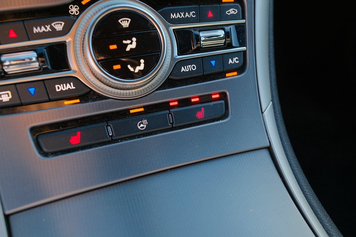 Used 2019 Lincoln MKZ Reserve w/ Reserve Plus Package FWD image 45