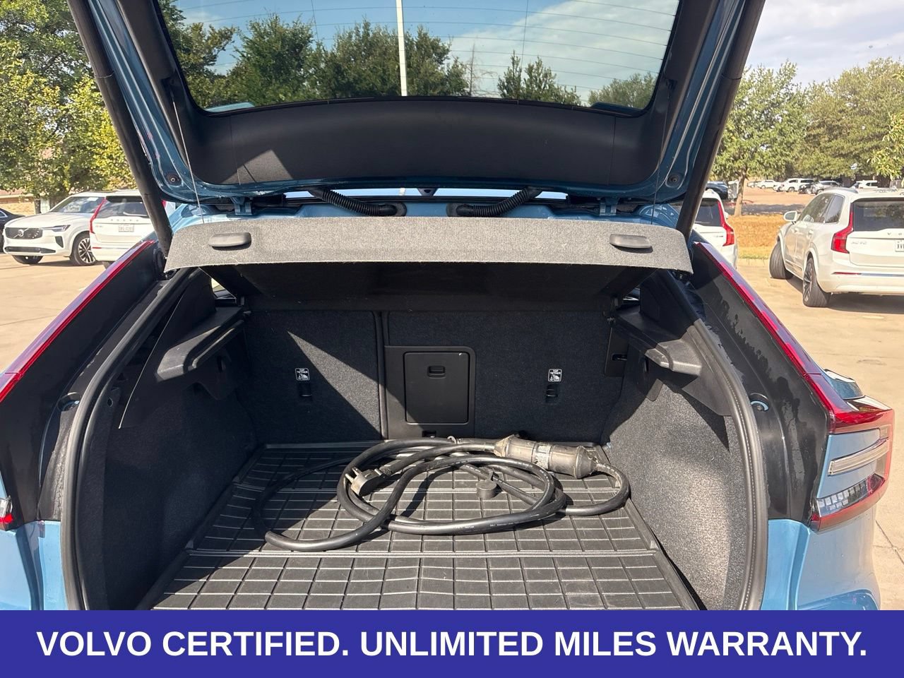 Certified 2023 Volvo C40 P8 Recharge Ultimate w/ Protection Package Premier AWD/4WD image 12