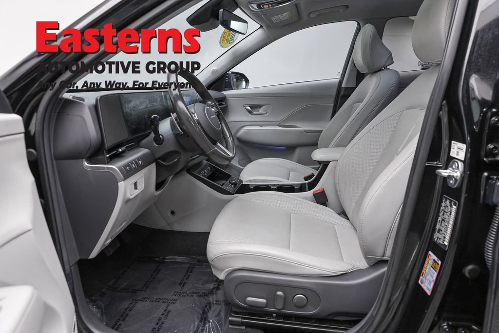 Used 2024 Hyundai Kona Limited FWD image 13