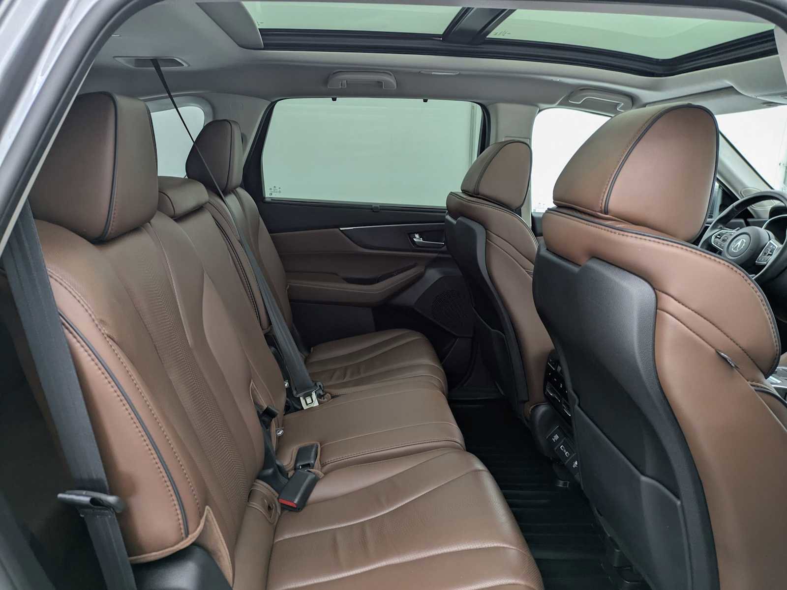 Used 2023 Acura MDX SH-AWD w/ Advance Package image 21