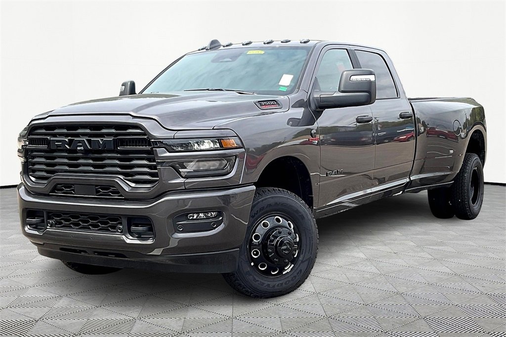 New 2025 RAM 3500 Big Horn image 2