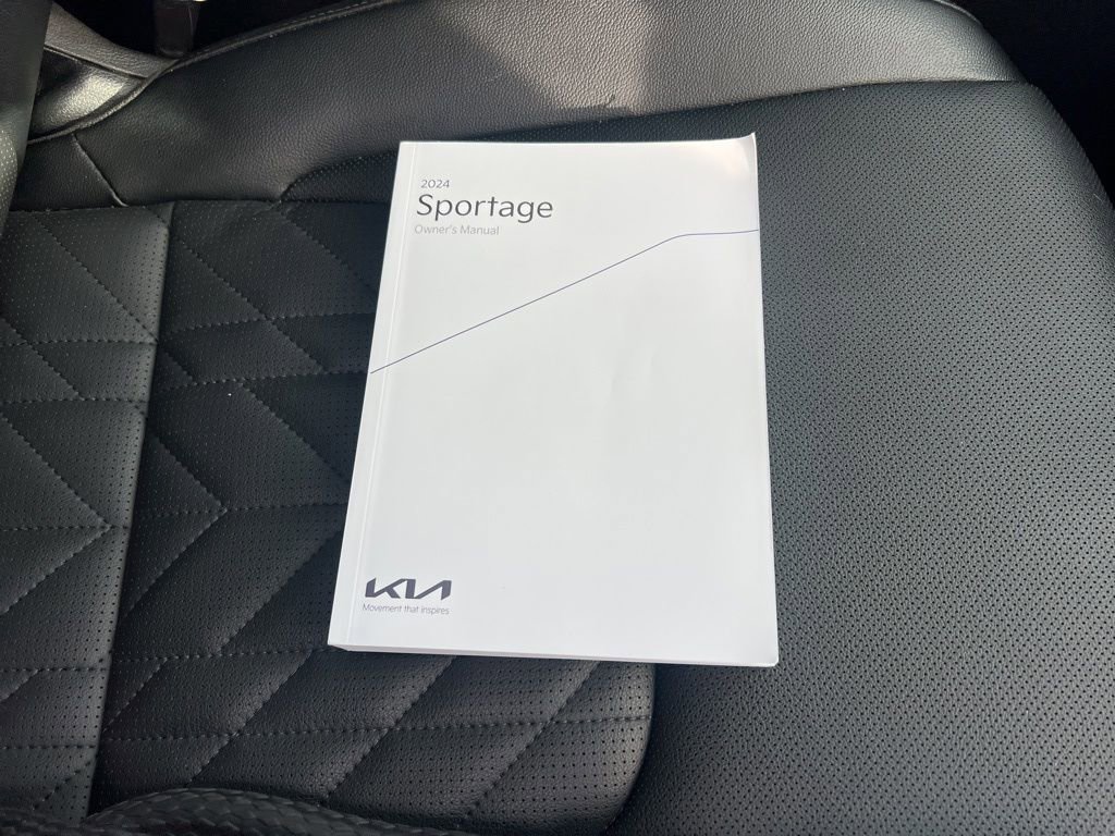 Used 2024 Kia Sportage X-Line w/ X-Line Premium Package image 28