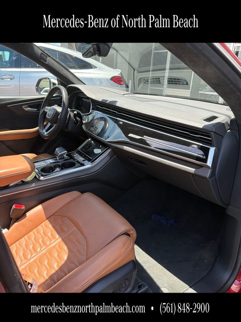 Used 2021 Audi RS Q8 w/ Luxury Package AWD/4WD image 5