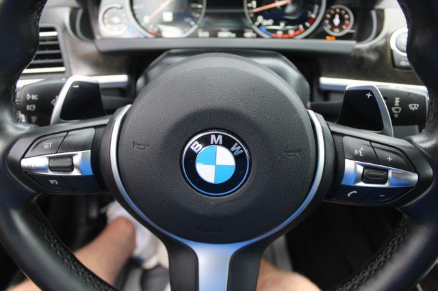 Used 2017 BMW 650i Convertible RWD image 26