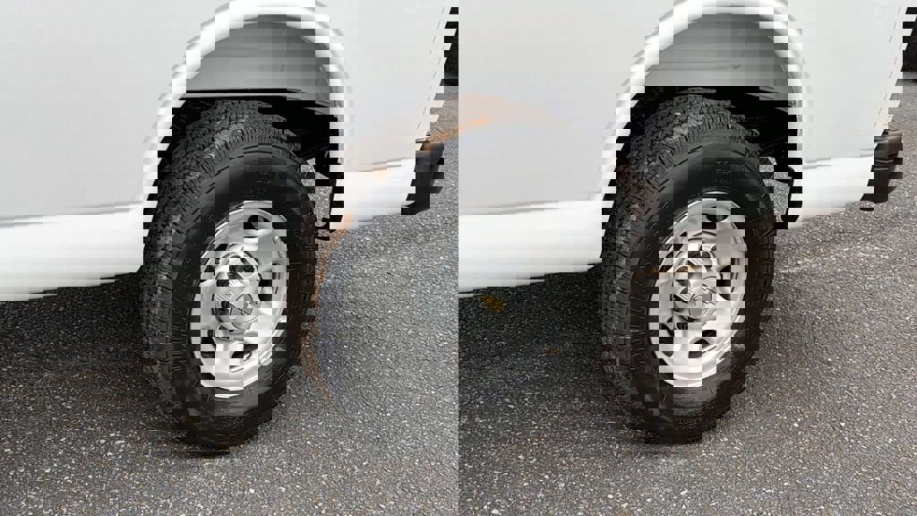 New 2026 Chevrolet Express 2500 Extended w/ Driver Convenience Package image 9