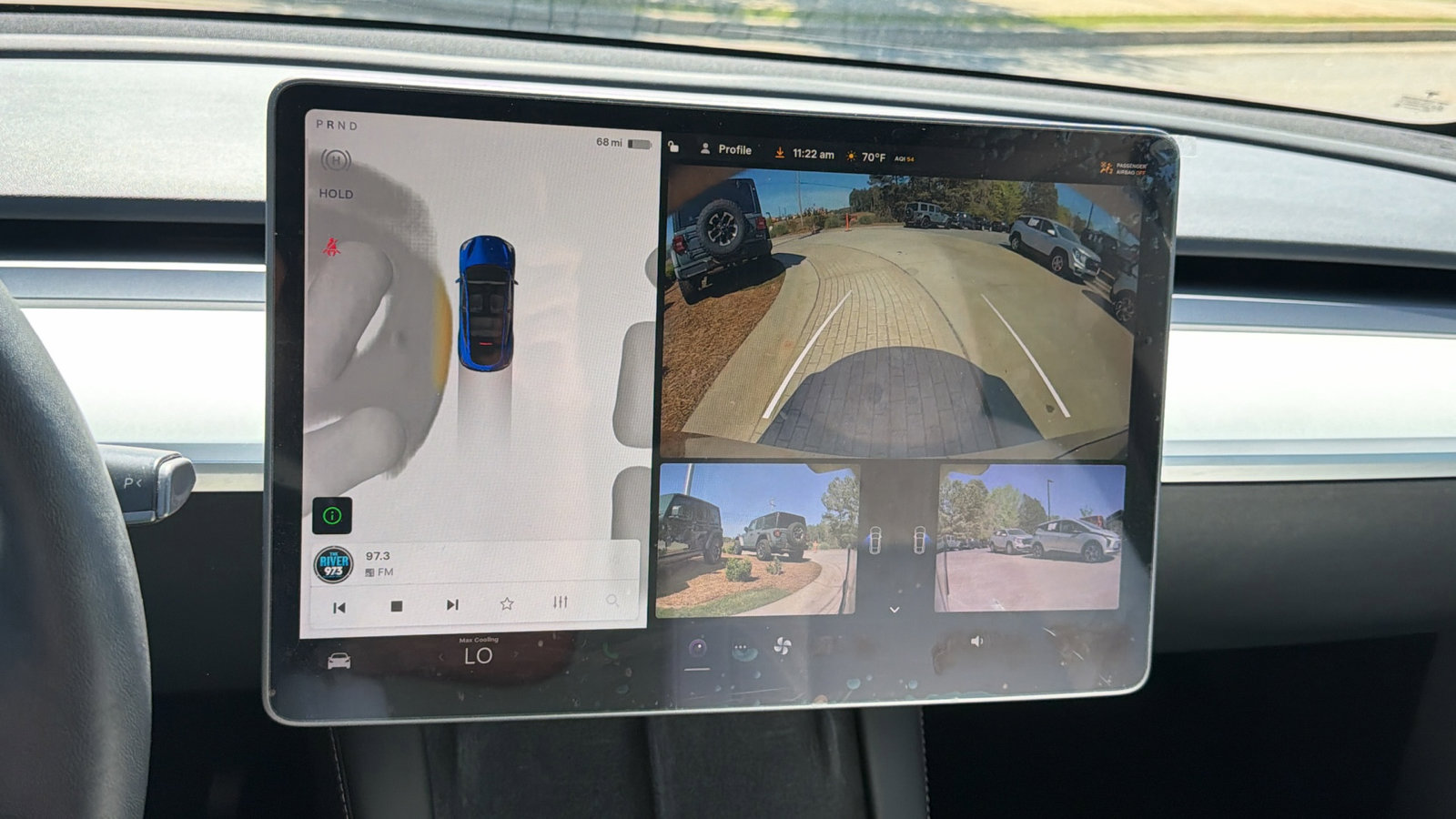 Used 2023 Tesla Model Y Long Range image 31