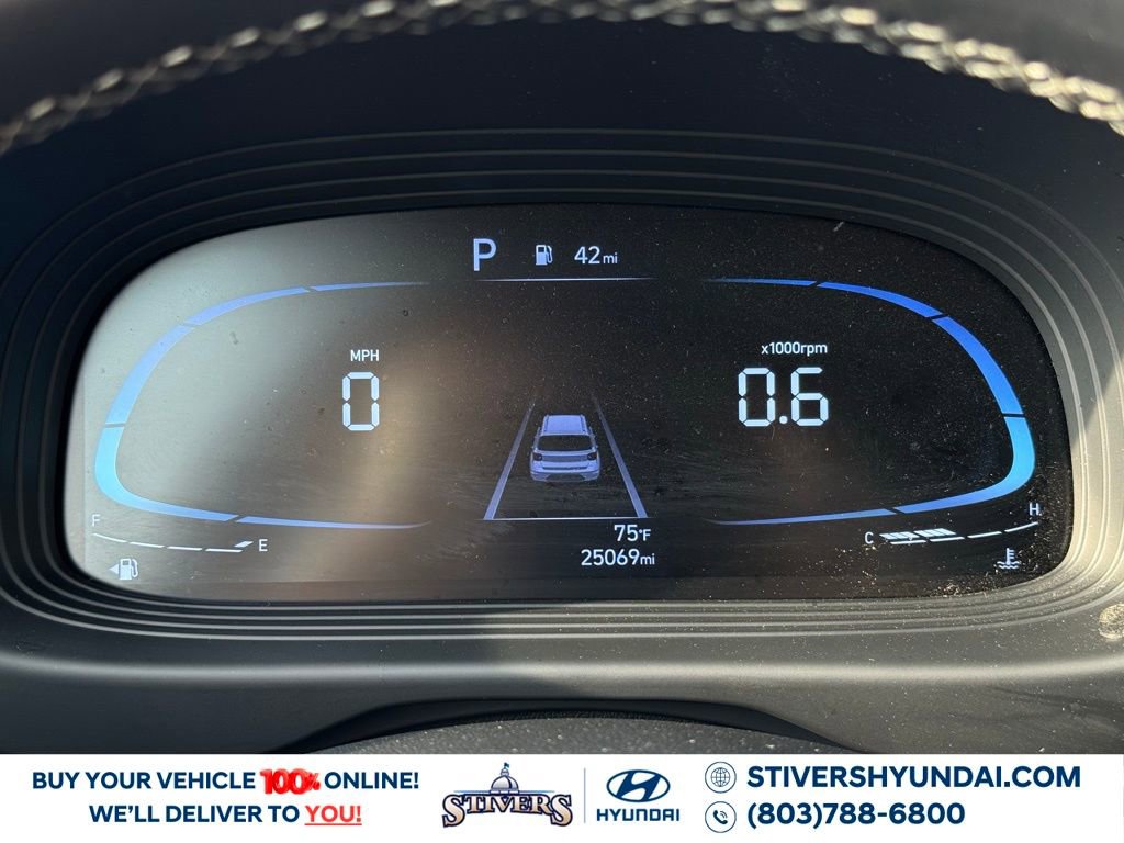 Certified 2023 Hyundai Venue SEL w/ Cargo Package image 28