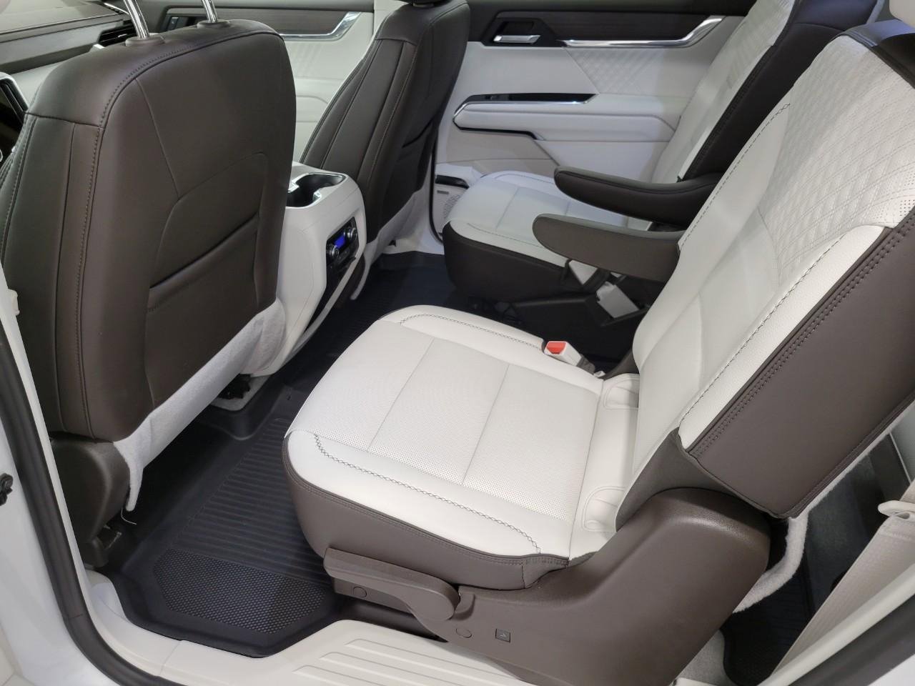 Used 2024 GMC Acadia Denali w/ LPO, Floor Liner Package AWD/4WD image 22