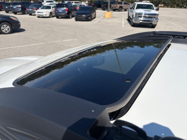 Used 2019 Subaru Outback 2.5i Limited AWD/4WD image 16