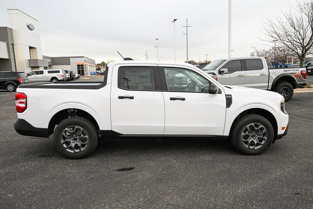 New 2025 Ford Maverick XLT image 3