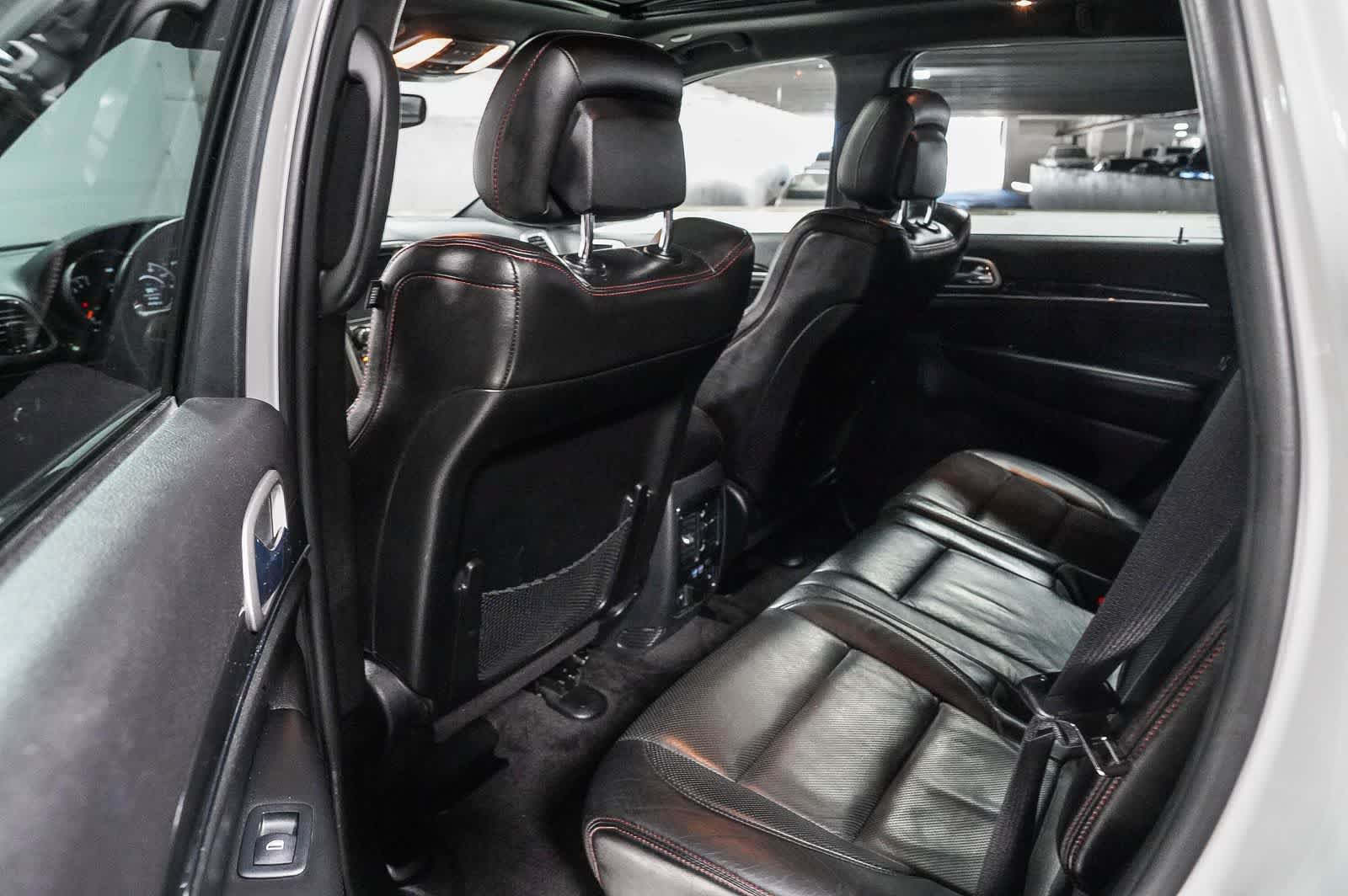 Used 2018 Jeep Grand Cherokee Trailhawk w/ Trailhawk Luxury Group AWD/4WD image 19