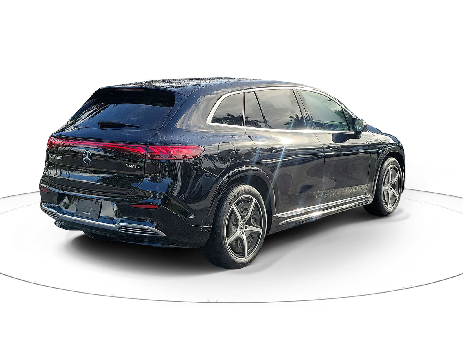 Used 2023 Mercedes-Benz EQS 580 4MATIC SUV image 4