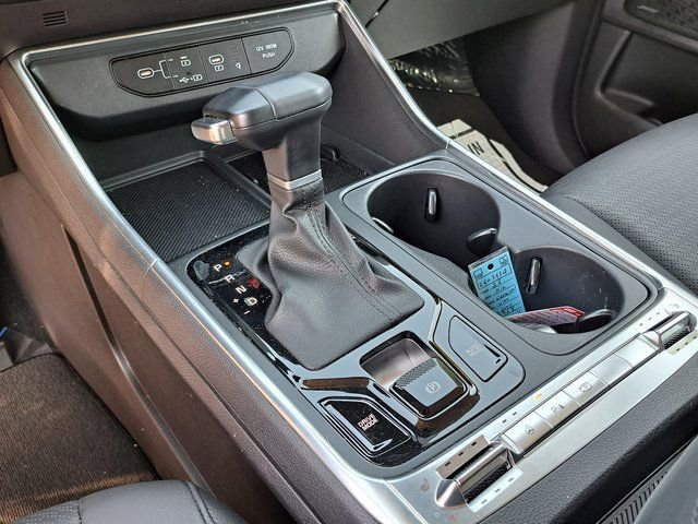 Used 2026 Kia Carnival SX Prestige FWD image 17